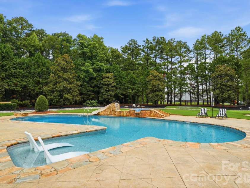 525 Lake Lynn Road, Concord, NC 28025.  MLS# CAR4403591, YatesRealty ID 39824. 