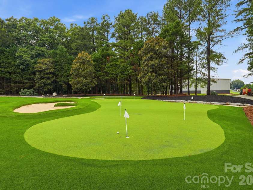 525 Lake Lynn Road, Concord, NC 28025.  MLS# CAR4403591, YatesRealty ID 39824. 