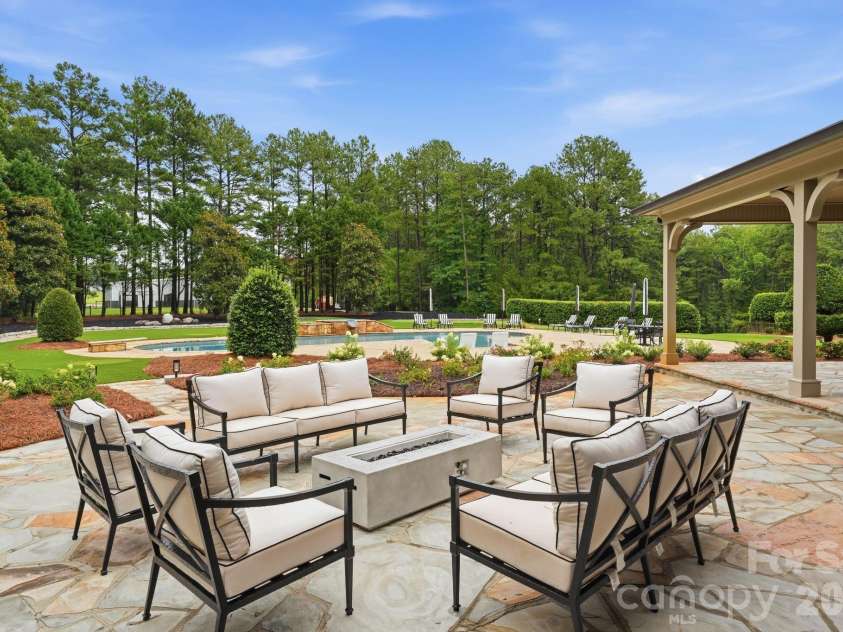 525 Lake Lynn Road, Concord, NC 28025.  MLS# CAR4403591, YatesRealty ID 39824. 