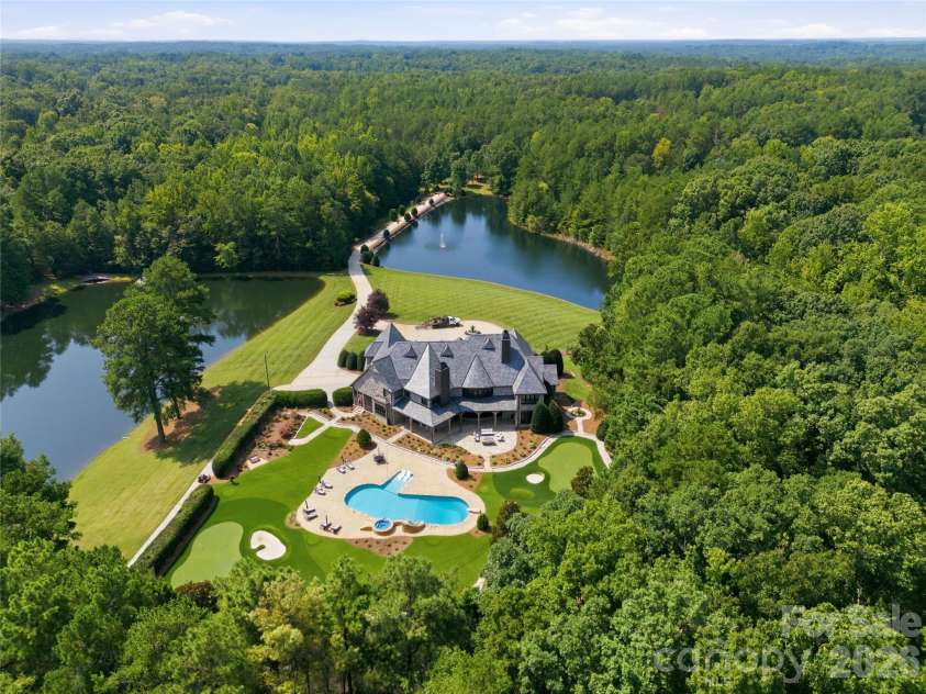 525 Lake Lynn Road, Concord, NC 28025.  MLS# CAR4403591, YatesRealty ID 39824. 