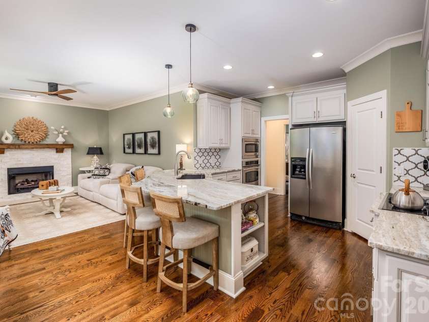 20029 Callaway Hills Lane, Davidson, NC 28036.  MLS# CAR4403527, YatesRealty ID 39825. 