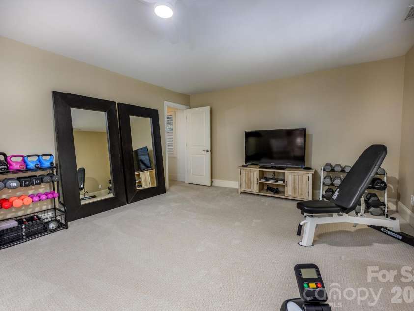 20029 Callaway Hills Lane, Davidson, NC 28036.  MLS# CAR4403527, YatesRealty ID 39825. 
