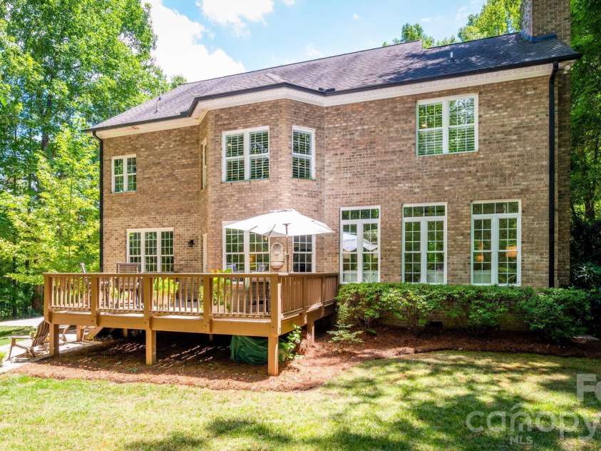 20029 Callaway Hills Lane, Davidson, NC 28036.  MLS# CAR4403527, YatesRealty ID 39825. 
