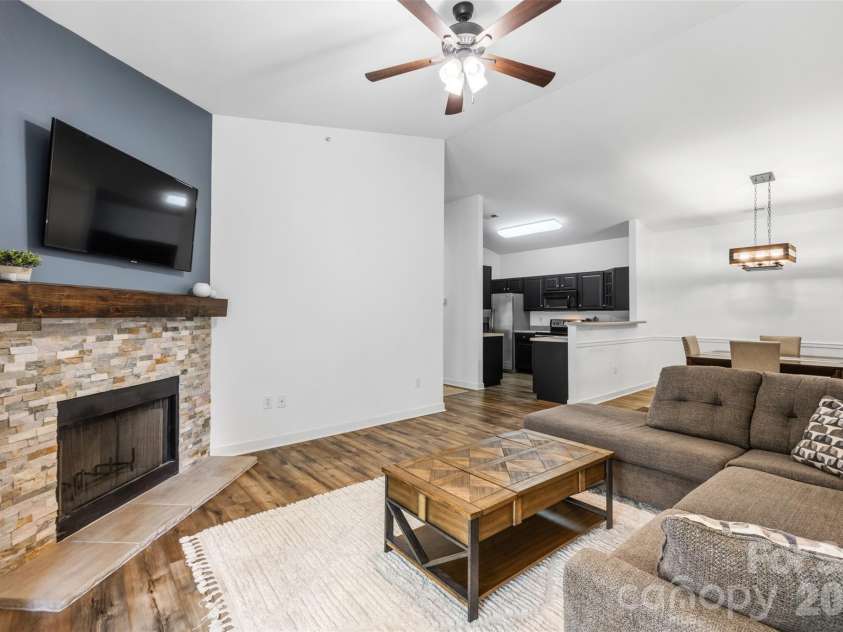 12324 Copper Mountain Boulevard, Charlotte, NC 28277.  MLS# CAR4403263, YatesRealty ID 39827. 