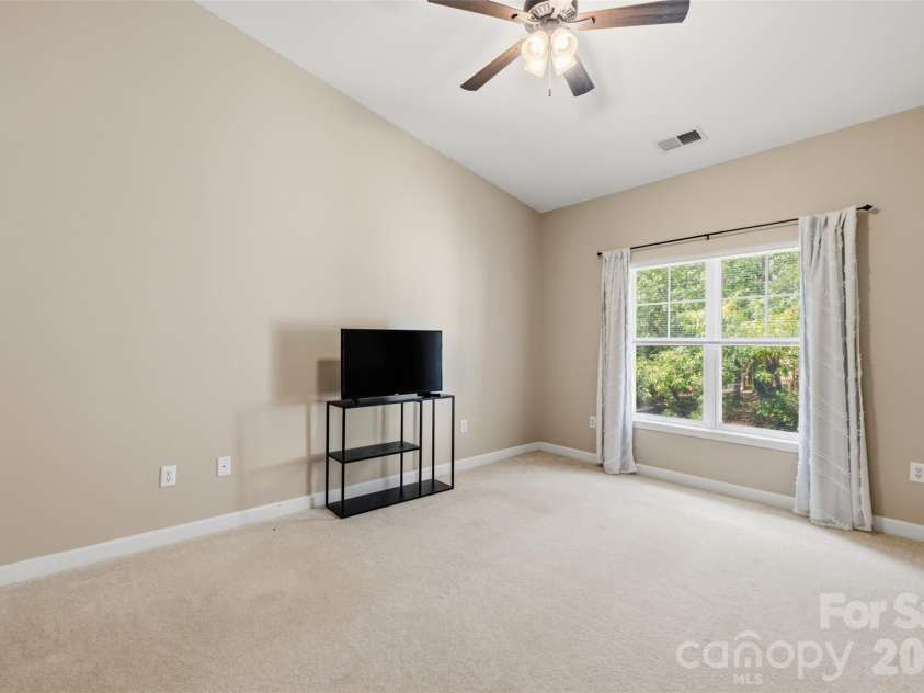 12324 Copper Mountain Boulevard, Charlotte, NC 28277.  MLS# CAR4403263, YatesRealty ID 39827. 