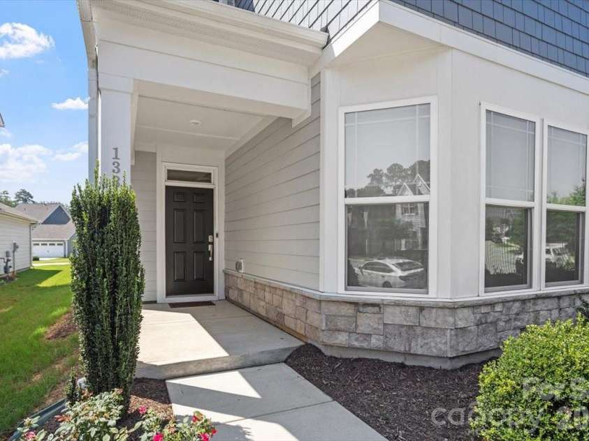 133 Beldenshire Way, Holly Springs, NC 27540.  MLS# CAR4403195, YatesRealty ID 39829. 