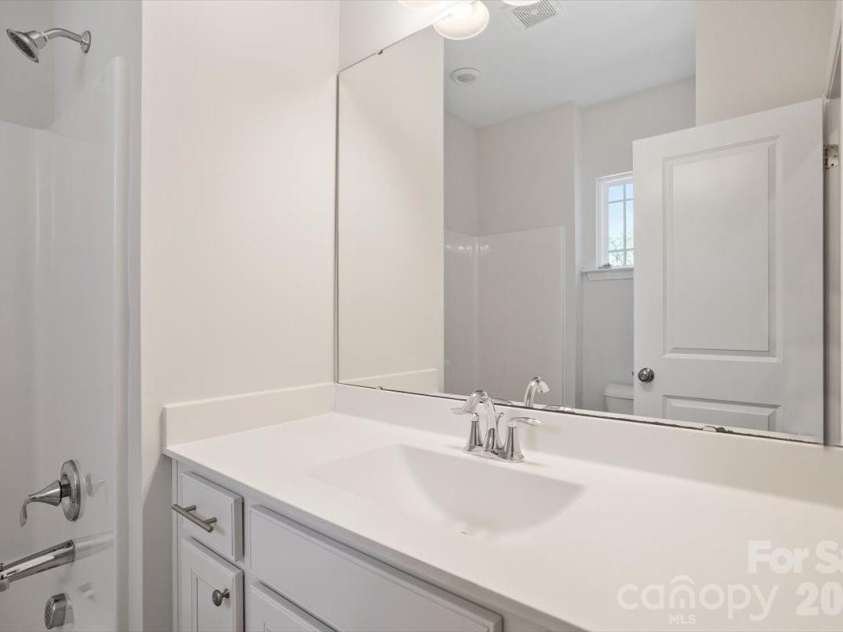 133 Beldenshire Way, Holly Springs, NC 27540.  MLS# CAR4403195, YatesRealty ID 39829. 