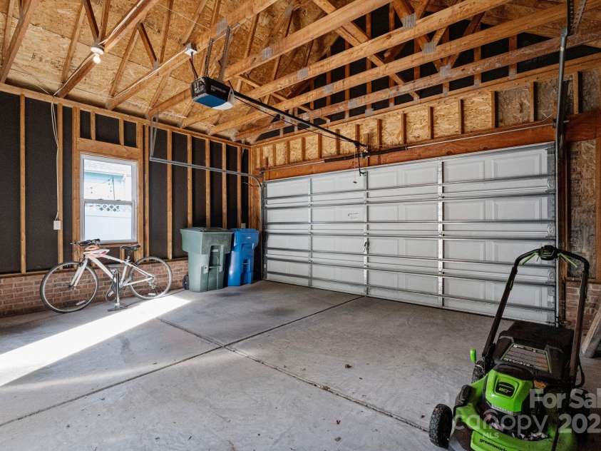 115 Decatur Avenue, Mooresville, NC 28117.  MLS# CAR4327480, YatesRealty ID 3983. 