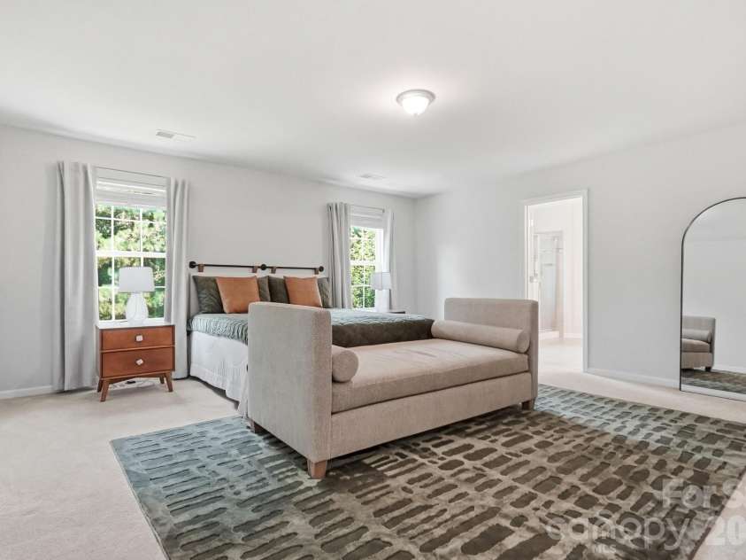 9815 Caledenia Drive, Huntersville, NC 28078.  MLS# CAR4403205, YatesRealty ID 39830. 