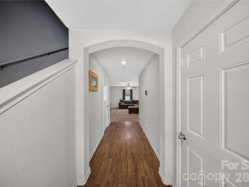 3361 Ellingford Road, Charlotte, NC 28214.  MLS# CAR4402921, YatesRealty ID 39831. 