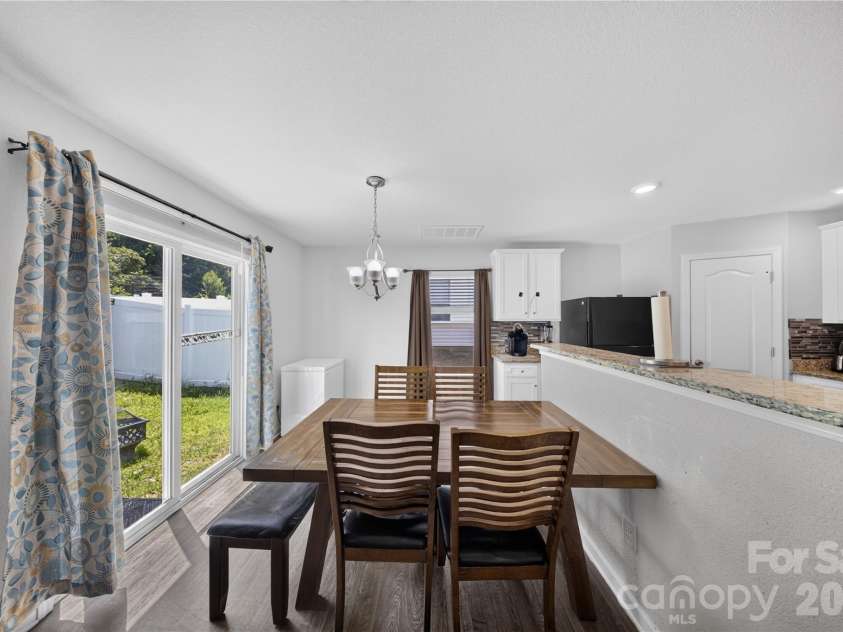 3361 Ellingford Road, Charlotte, NC 28214.  MLS# CAR4402921, YatesRealty ID 39831. 
