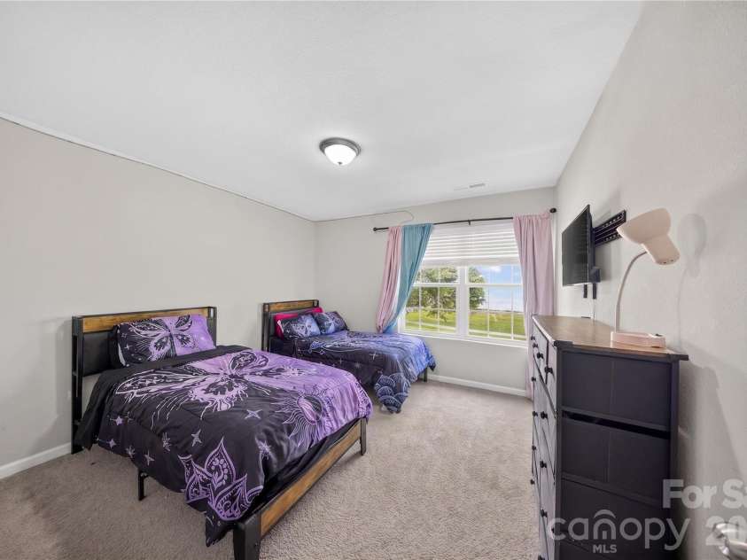 3361 Ellingford Road, Charlotte, NC 28214.  MLS# CAR4402921, YatesRealty ID 39831. 