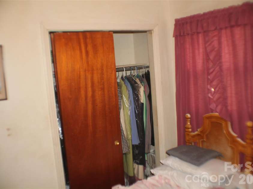621 Westside Terrace, Davidson, NC 28036.  MLS# CAR4403116, YatesRealty ID 39832. Bedroom No.3