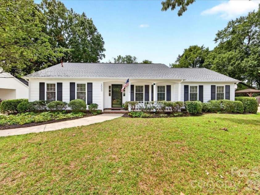 2000 Lawton Bluff Road, Charlotte, NC 28226.  MLS# CAR4403159, YatesRealty ID 39834. 