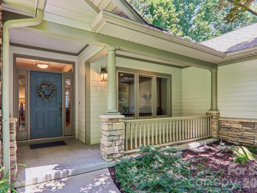 24 Turkey Roost Court, Flat Rock, NC 28739.  MLS# CAR4402164, YatesRealty ID 39835. 