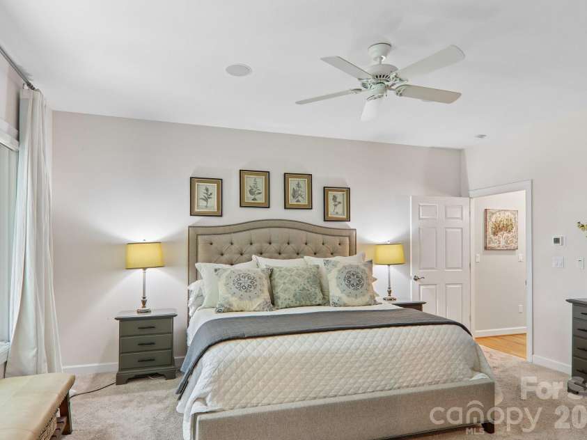 24 Turkey Roost Court, Flat Rock, NC 28739.  MLS# CAR4402164, YatesRealty ID 39835. 