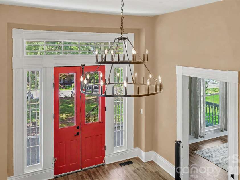 159 Lacy Street, Chester, SC 29706.  MLS# CAR4401942, YatesRealty ID 39836. Front Foyer