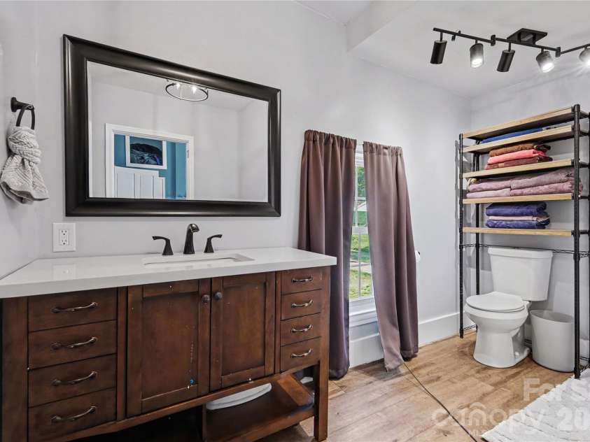 159 Lacy Street, Chester, SC 29706.  MLS# CAR4401942, YatesRealty ID 39836. Primary Bathroom