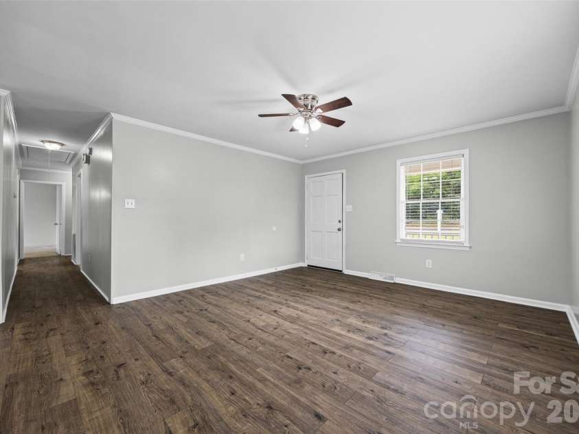 462 Heckle Boulevard, Rock Hill, SC 29730.  MLS# CAR4401618, YatesRealty ID 39838. 