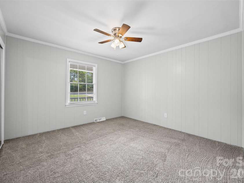 462 Heckle Boulevard, Rock Hill, SC 29730.  MLS# CAR4401618, YatesRealty ID 39838. 