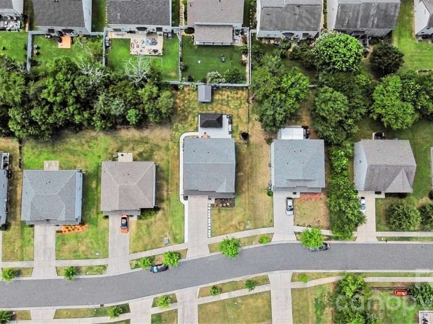 11140 Comiskey Lane, Charlotte, NC 28273.  MLS# CAR4402537, YatesRealty ID 39839. 