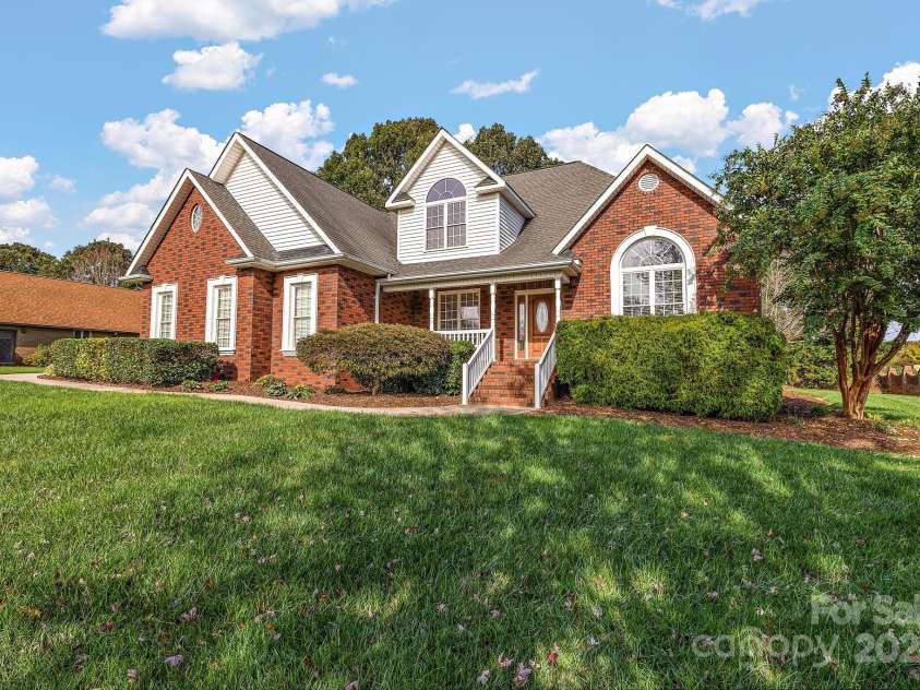 2488 Birdie Lane, Conover, NC 28613.  MLS# CAR4188247, YatesRealty ID 3984. 