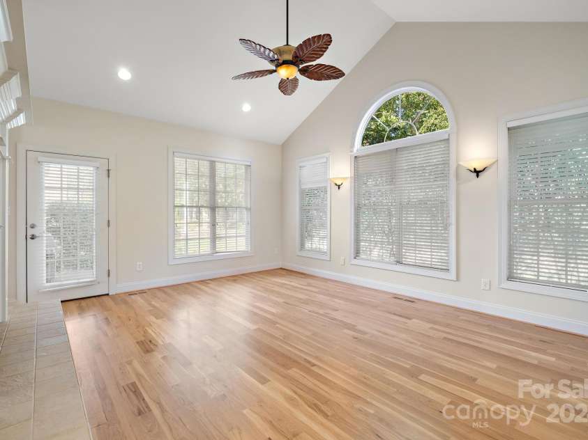 2488 Birdie Lane, Conover, NC 28613.  MLS# CAR4188247, YatesRealty ID 3984. 