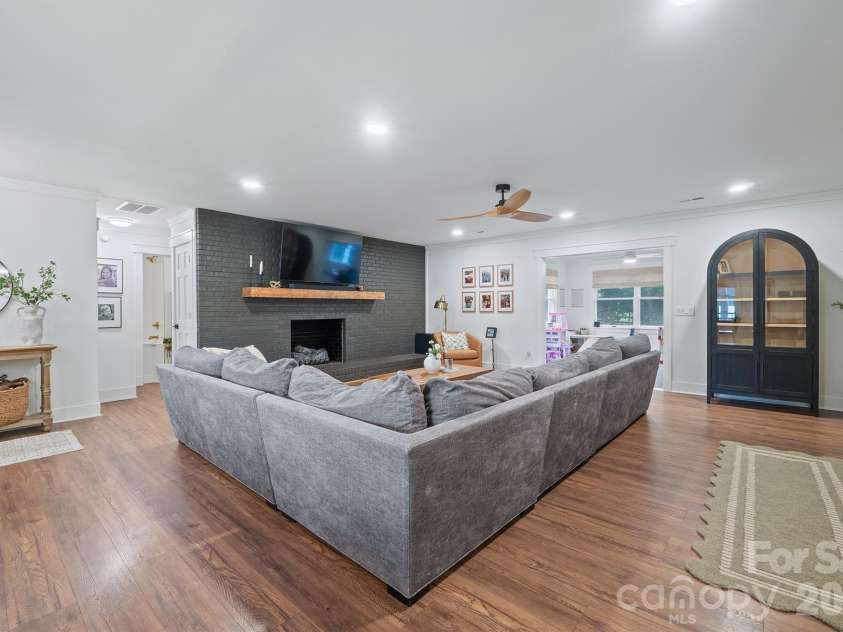 567 Canvasback Road, Mooresville, NC 28117.  MLS# CAR4401725, YatesRealty ID 39841. 