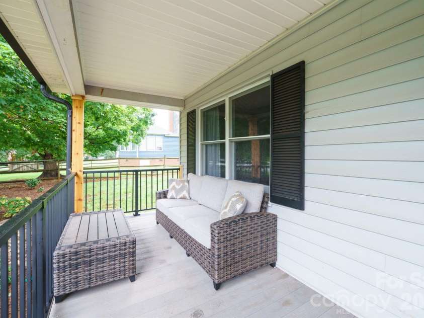567 Canvasback Road, Mooresville, NC 28117.  MLS# CAR4401725, YatesRealty ID 39841. 