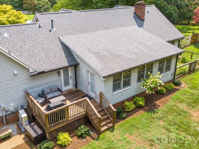 567 Canvasback Road, Mooresville, NC 28117.  MLS# CAR4401725, YatesRealty ID 39841. 