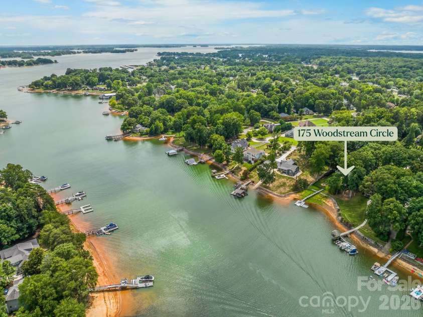 175 Woodstream Circle, Mooresville, NC 28117.  MLS# CAR4400263, YatesRealty ID 39843. 
