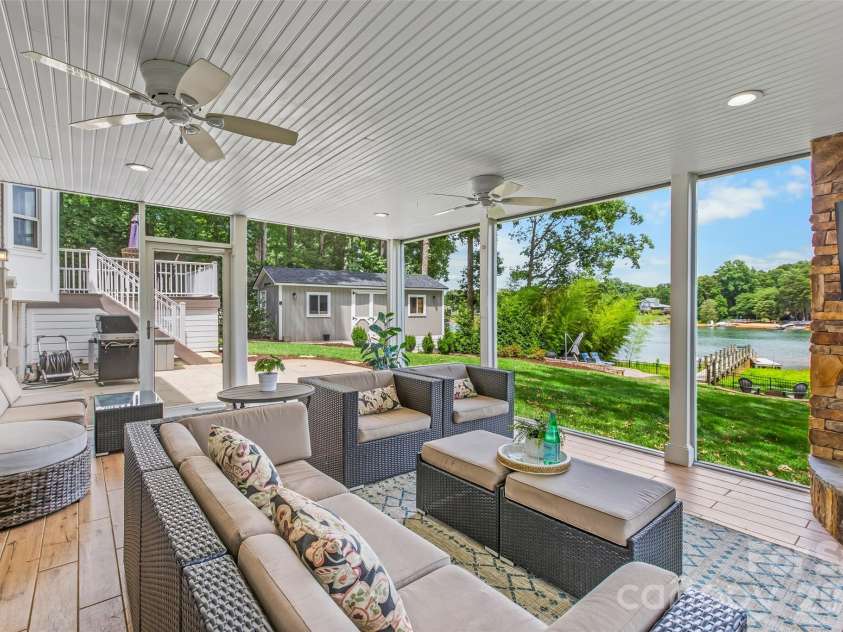 175 Woodstream Circle, Mooresville, NC 28117.  MLS# CAR4400263, YatesRealty ID 39843. 
