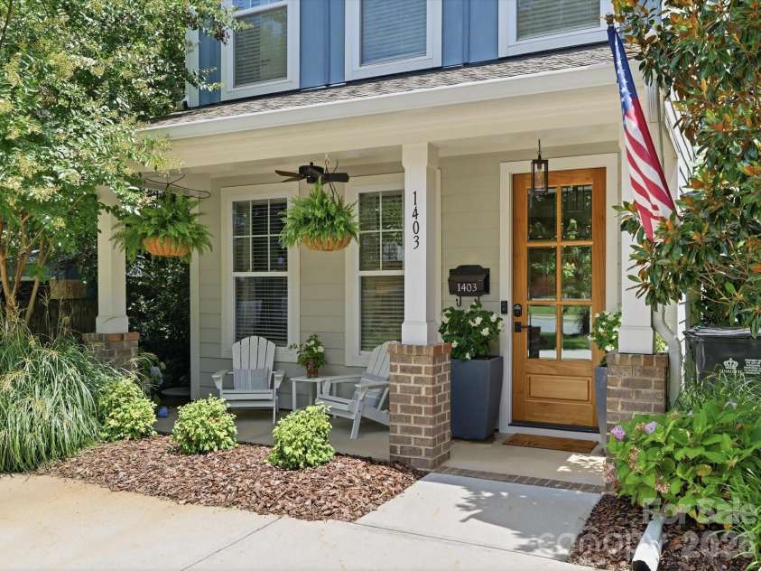 1403 Academy Street, Charlotte, NC 28205.  MLS# CAR4399279, YatesRealty ID 39844. 