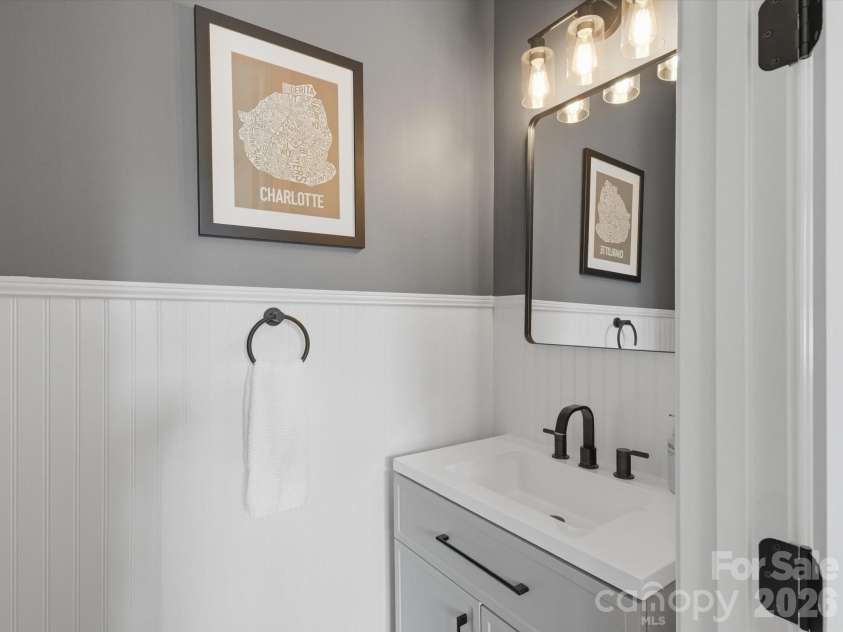 1403 Academy Street, Charlotte, NC 28205.  MLS# CAR4399279, YatesRealty ID 39844. 