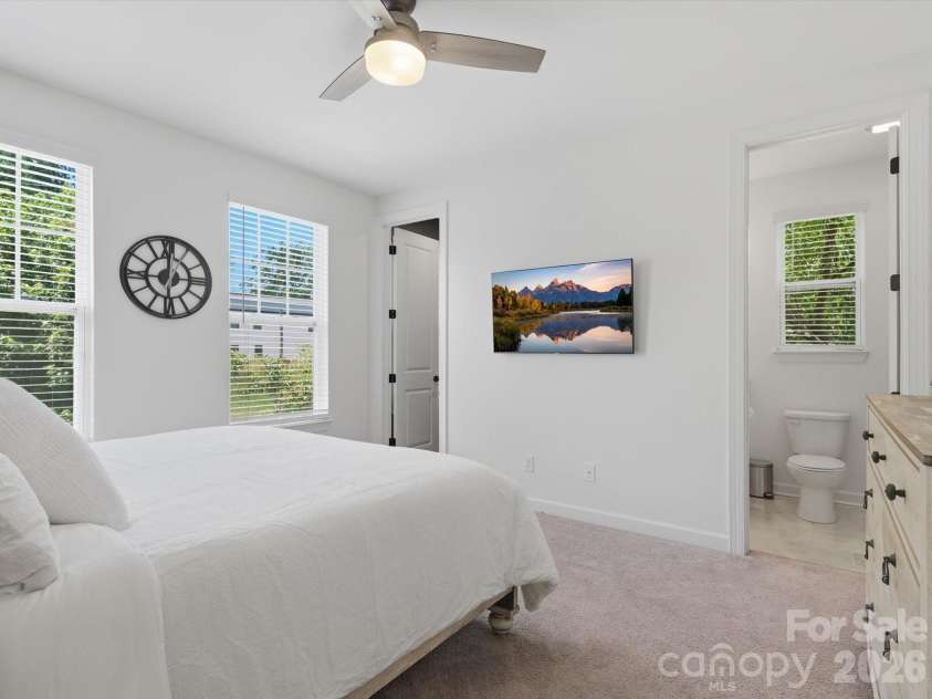 1403 Academy Street, Charlotte, NC 28205.  MLS# CAR4399279, YatesRealty ID 39844. 