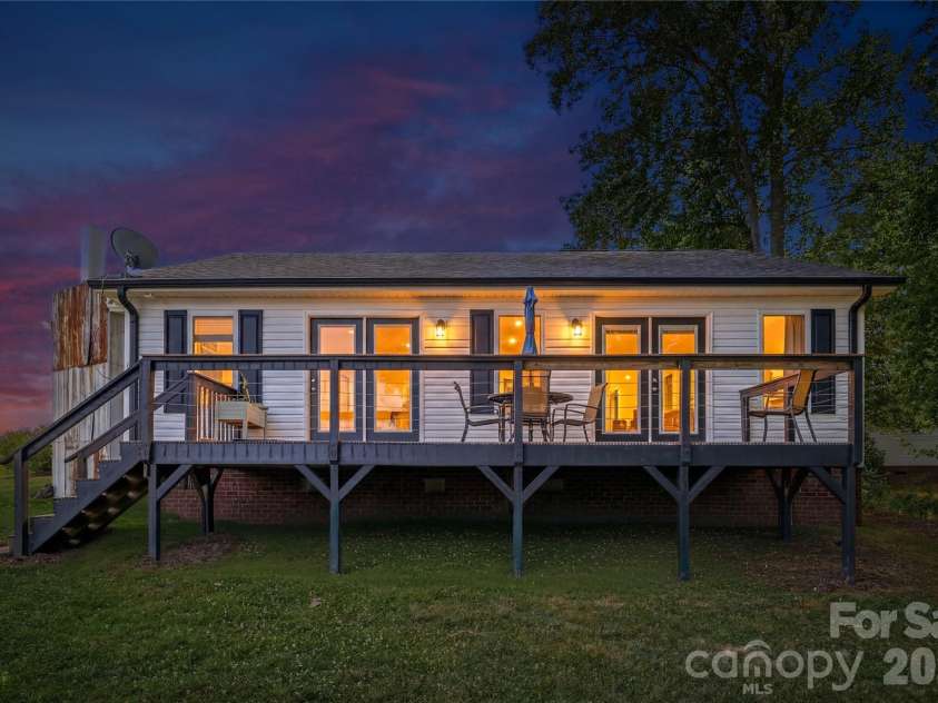 4750 Lazy Lane, Denver, NC 28037.  MLS# CAR4400210, YatesRealty ID 39845. 