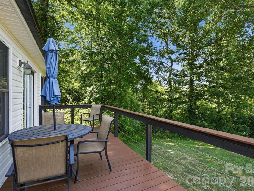 4750 Lazy Lane, Denver, NC 28037.  MLS# CAR4400210, YatesRealty ID 39845. 