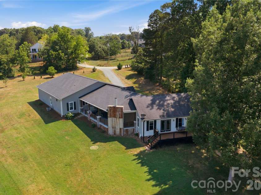 4750 Lazy Lane, Denver, NC 28037.  MLS# CAR4400210, YatesRealty ID 39845. 