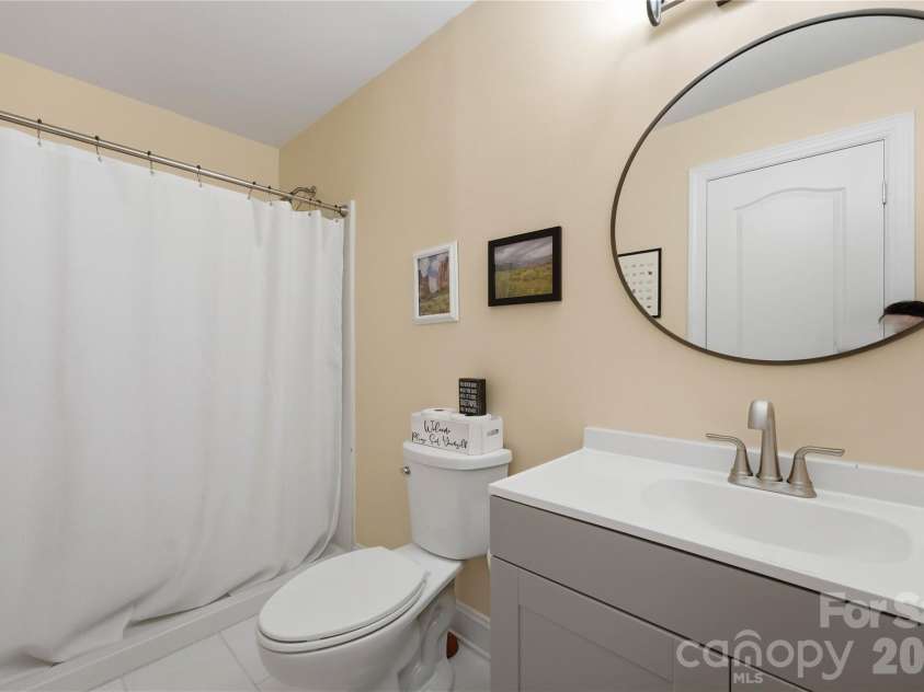 4750 Lazy Lane, Denver, NC 28037.  MLS# CAR4400210, YatesRealty ID 39845. 