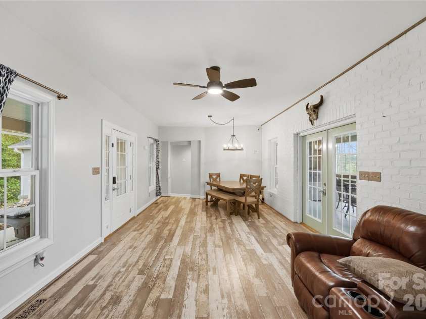 4750 Lazy Lane, Denver, NC 28037.  MLS# CAR4400210, YatesRealty ID 39845. 