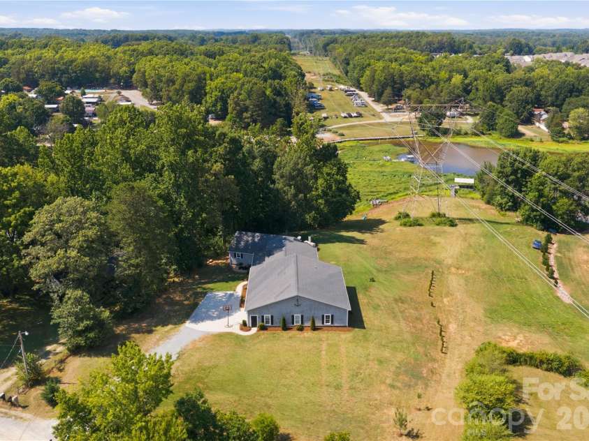 4750 Lazy Lane, Denver, NC 28037.  MLS# CAR4400210, YatesRealty ID 39845. 