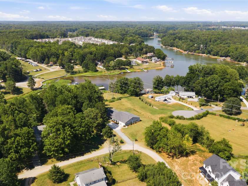 4750 Lazy Lane, Denver, NC 28037.  MLS# CAR4400210, YatesRealty ID 39845. 