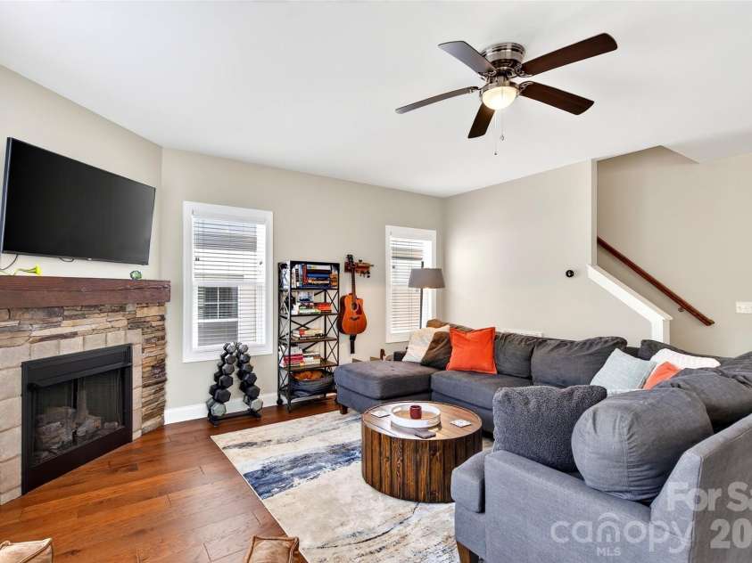 22 Tudor Way, Black Mountain, NC 28711.  MLS# CAR4398761, YatesRealty ID 39847. 