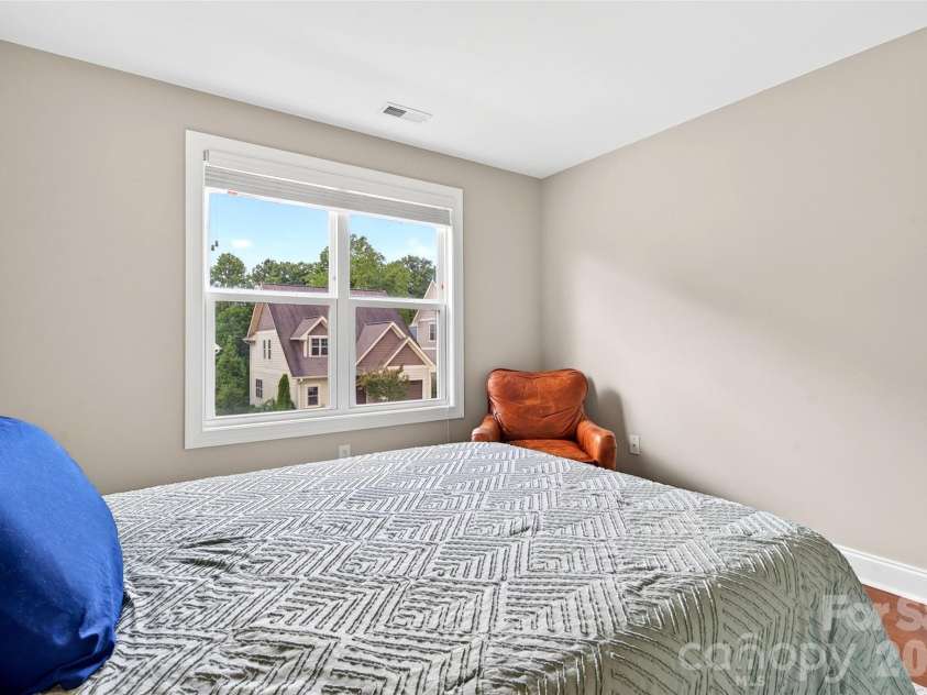 22 Tudor Way, Black Mountain, NC 28711.  MLS# CAR4398761, YatesRealty ID 39847. 