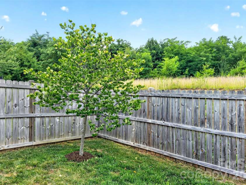 22 Tudor Way, Black Mountain, NC 28711.  MLS# CAR4398761, YatesRealty ID 39847. 