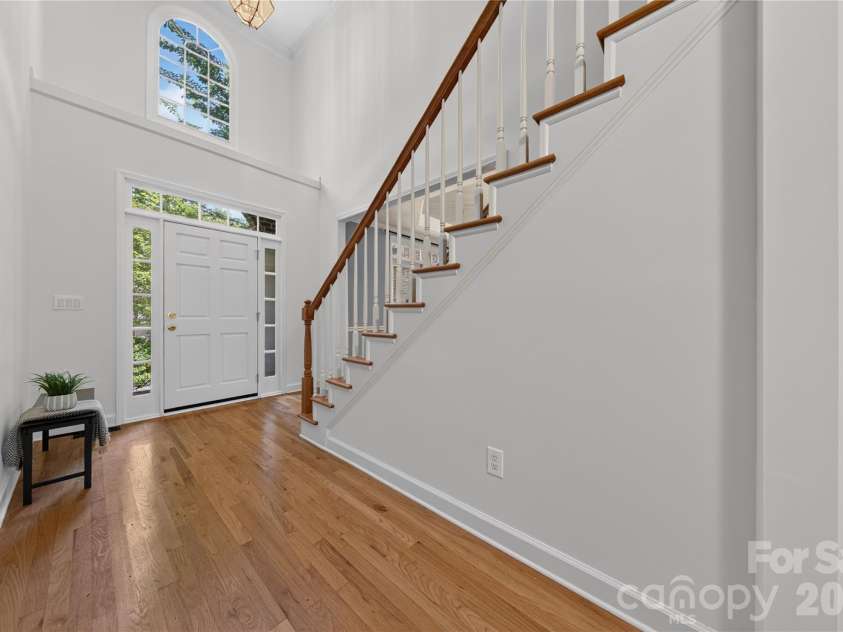 2615 Providence Hills Drive, Matthews, NC 28105.  MLS# CAR4396686, YatesRealty ID 39848. Entry