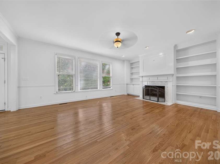 2615 Providence Hills Drive, Matthews, NC 28105.  MLS# CAR4396686, YatesRealty ID 39848. Great Room