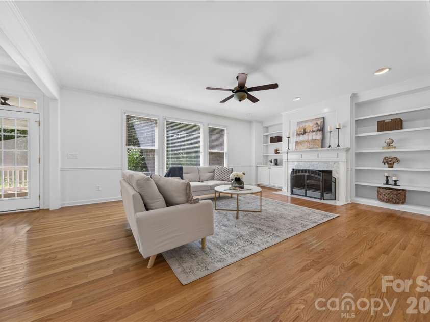 2615 Providence Hills Drive, Matthews, NC 28105.  MLS# CAR4396686, YatesRealty ID 39848. Great Room