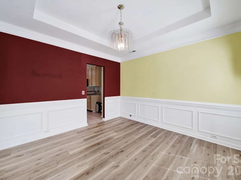 10918 Chamberlain Hall Court, Charlotte, NC 28277.  MLS# CAR4379191, YatesRealty ID 39849. Dining Room