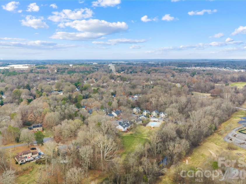 1002 Kenilworth Court, Concord, NC 28027.  MLS# CAR4327235, YatesRealty ID 3985. 